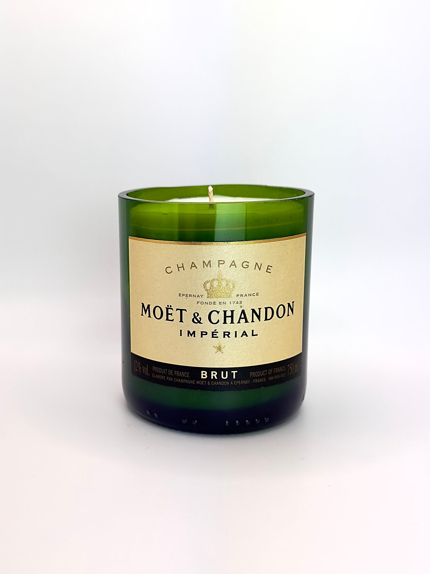 Kerze aus Champagnerflasche